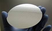 100μm,200μm厚ウェハー(THIN WAFERS)